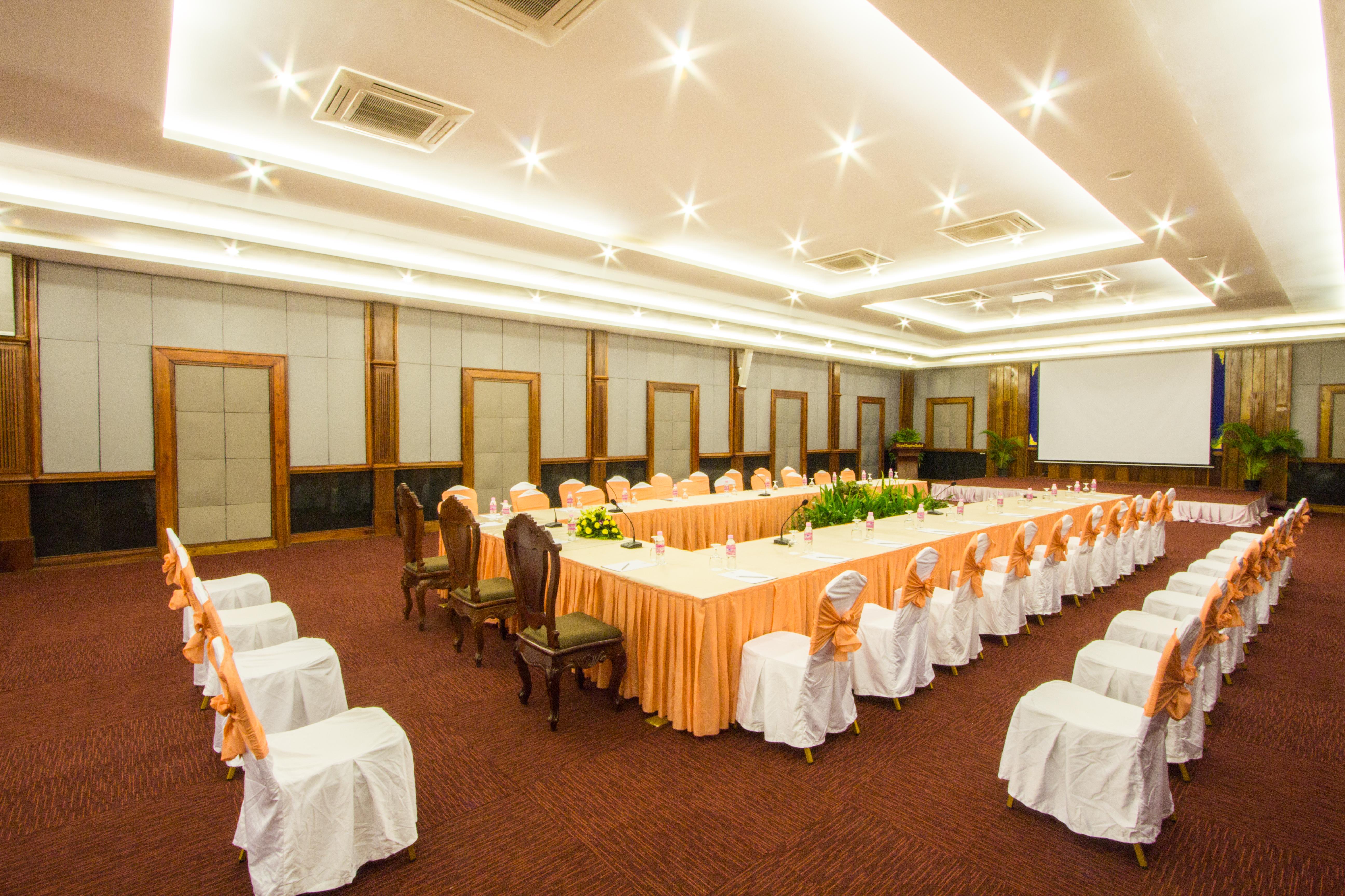 Royal Empire Hotel Сием Реап Екстериор снимка